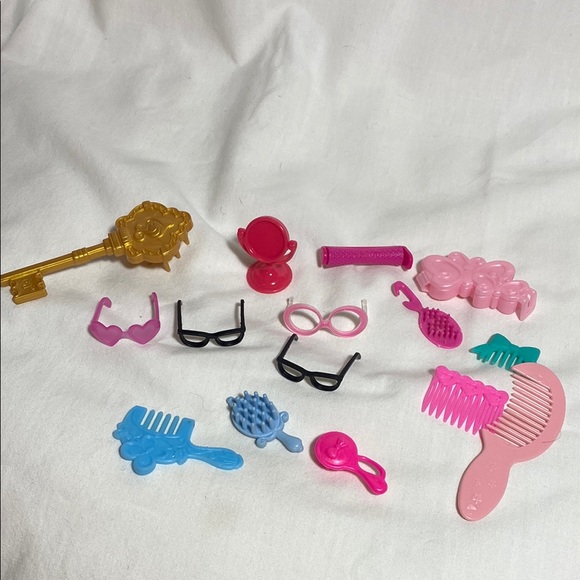 unknown Other - 15 Piece Barbie/Doll hair and glasses Set